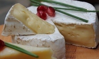 В Беларуси появится три новых производства по выпуску сыров с плесенью