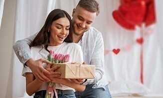 Богиням — богические подарки! Выбираем милоту со смыслом для любимых к 8 Марта