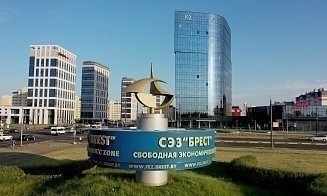 Что дают экономике белорусские СЭЗ, живущие в тепличных условиях? Показываем на графиках