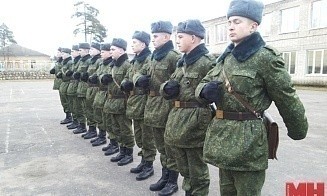 В Беларуси официально опубликовали закон, который вводит СМС-повестки