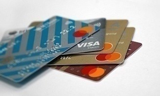 На банковской карточке появились «лишние» деньги. Это могут быть мошенники