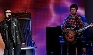 Легендарная британская группа Oasis воссоединилась после 15 лет вражды