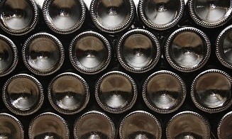 Производители вина в Европе бьют тревогу: склады заполнены, продажи упали