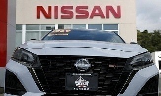 Mercedes-Benz продал свой пакет акций в Nissan Motor по цене ниже рынка