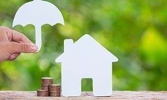 Страховые выплаты клиентам в Беларуси упали за год на 12% 