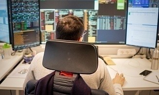 Неизвестный трейдер заработал $7,5 млн на законе о повышении потолка госдолга в США