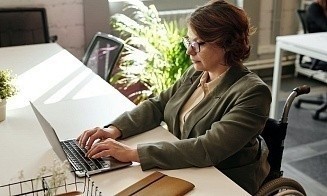 В 2025 году в Беларуси введут квоты для приема на работу инвалидов. У бизнеса много вопросов