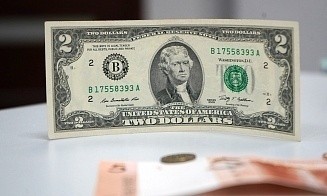 Что будет с курсами доллара и биткоина к концу 2025 года. Краткий прогноз по валютам и крипте