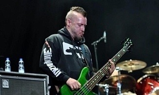 Умер основатель и бас-гитарист популярной  рок-группы Limp Bizkit Сэм Риверс
