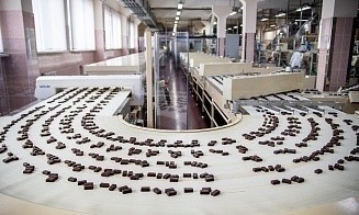 Зачем «Коммунарке» новая фабрика и почему не будет белорусского «Сникерса»