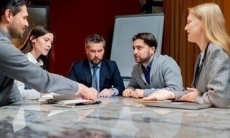 Как вести «жесткие» переговоры и быстро увеличить прибыль: топ-5 деловых ивентов июля