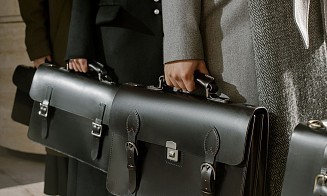 Сколько в Беларуси работников органов госуправления и какие у них зарплаты
