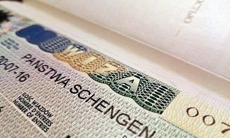 В визовых центрах Польши снова изменили правила подачи документов