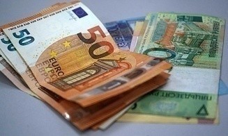 Оставят €1000? Совет ЕЭК рассмотрит вопрос о пороге беспошлинного ввоза товаров