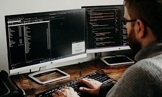 Не только Python. Какие языки программирования гарантируют хорошую зарплату в Беларуси