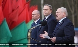 Лукашенко рассказал, почему запретил чиновникам жаловаться на санкции