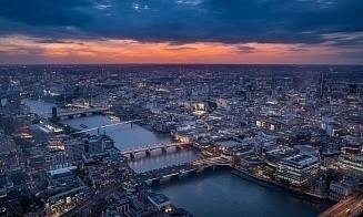 Компания российских олигархов покупает офис в центре Лондона за $125 млн