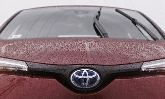 Не больше трети рынка. В Toyota оценили будущее электромобилей