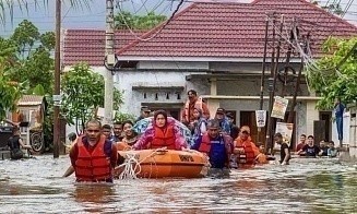 Погибло более тысячи человек. Что известно о масштабном наводнении в Азии
