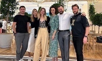 Модели Доманькова и Водянова инвестировали в IT-проект с белорусскими корнями