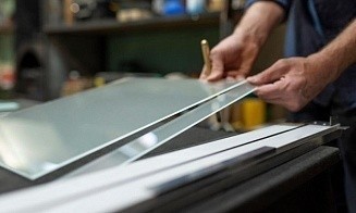 Белорусское стекло начали продавать через биржу на экспорт
