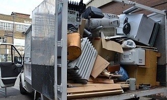 Вывоз строительного мусора и старой мебели в Санкт-Петербурге: быстро, удобно, легально