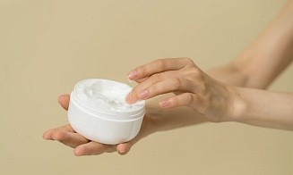 В ЕАЭС ужесточили требования к парфюмерно-косметической продукции. Что изменилось