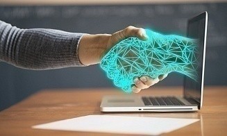 Исследование: сотрудники теряют мотивацию, работая вместе с роботами