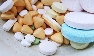 Лукашенко предложил создать холдинг из государственных и частных фармкомпаний