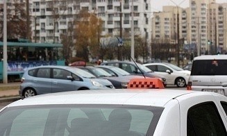 Госконтроль проведет горячую линию по работе такси и маршруток