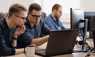 Российский бизнес активно хайрит студентов-айтишников в Беларуси