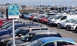 В Британии продали самый дорогой автомобильный номер в истории аукционов