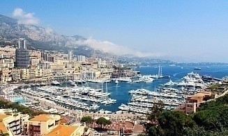 Стало известно, у берегов какой страны больше всего в мире суперъяхт