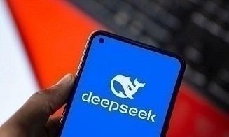 Весь мир уже неделю обсуждает DeepSeek: что нужно знать о нашумевшем ИИ-стартапе