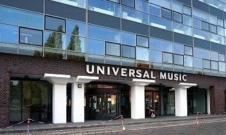 Universal Music призвала стриминговые платформы удалять музыку авторства ИИ