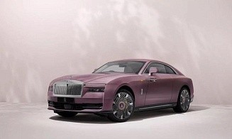Rolls-Royce представил лимитированную серию автомобилей, которая посвящена цветению вишни