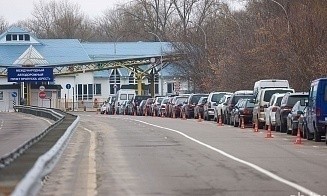 В «Бресте» — 500 легковых. Что происходит на границе с ЕС