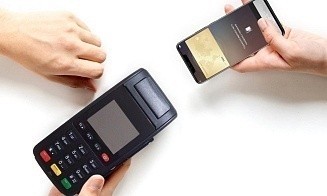 Huawei Pay, Swoo Pay и Белкарт Pay. Как платить смартфоном Huawei в Беларуси