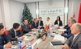 Китайская компания хочет локализовать в Беларуси производство стекольной продукции