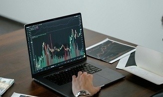 На белорусской фондовой бирже появились первые депозитарные облигации