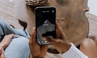 TikTok за год на треть увеличил свою аудиторию в Беларуси