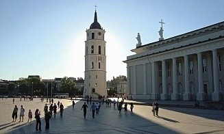 Сколько белорусов живет в Литве