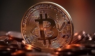 Самые богатые криптомиллиардеры потеряли за год $110 млрд