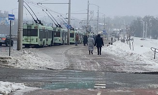  В «Минсктрансе» рассказали, почему встали троллейбусы
