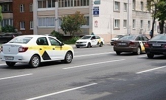 В Беларуси предлагают запретить менять способ оплаты в такси после посадки