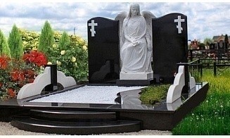 Самые необычные памятники и обряды мира