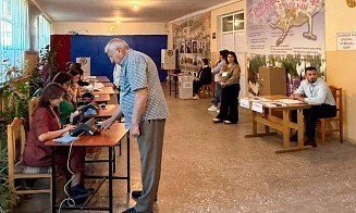 В Армении проходят первые за девять лет очередные выборы в парламент 