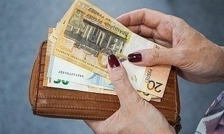 В декабре число официально работающих белорусов значительно выросло