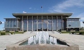 Беларусь ратифицировала соглашения с Россией о банковских гарантиях и автоперевозках