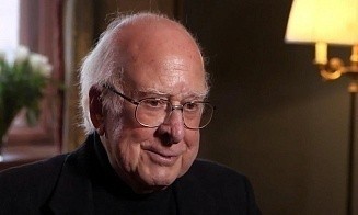Умер лауреат Нобелевской премии по физике, в честь которого назвали бозон Хиггса